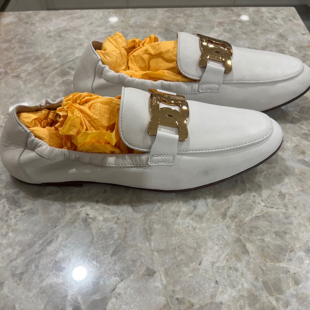 Tod's Kate Calf Leather Loafers - Picture 13 of 16